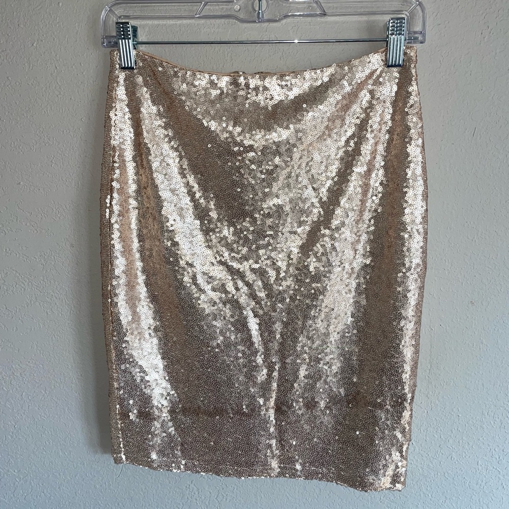 Lulu's Shimmering Sequin Pencil Skirt